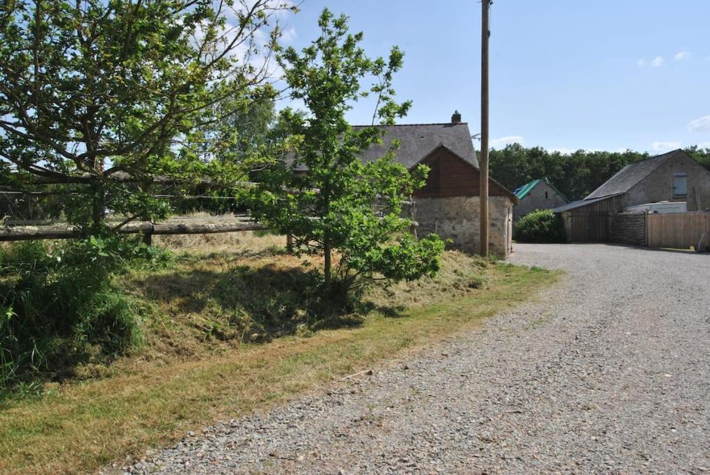 Gite Familial Pour 6 Pers En Campagne Bouere Екстер'єр фото